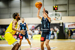 Basketball, Win2Day Superliga 2023/24, Grunddurchgang 6.Runde, SKN St. Pölten, Vienna Timberwolves, Jakob Konzet (5)
