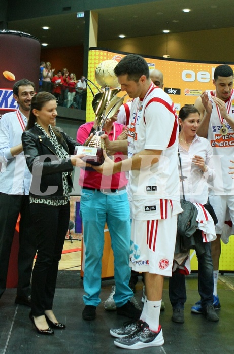 Basketball ABL 2012/13 Snickers-Playoff  Finale 5. Spiel BC Zepter Vienna vs. Redwell Gunners Oberwart, Stjepan Stazic (14)











 































