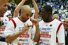 Basketball ABL 2012/13 Snickers-Playoff  Finale 5. Spiel BC Zepter Vienna vs. Redwell Gunners Oberwart, Shawn Ray (6), Jean Francois (5)











 































