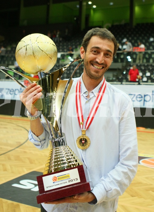 Basketball ABL 2012/13 Snickers-Playoff  Finale 5. Spiel BC Zepter Vienna vs. Redwell Gunners Oberwart, Andrea Maghelli (Coach)











 































