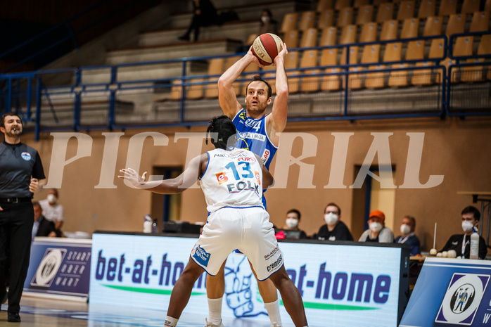 Basketball, bet-at-home Basketball Superliga 2020/21, Platzierungsrunde, 1. Runde, Oberwart Gunners, Gmunden Swans, Enis Murati (4)