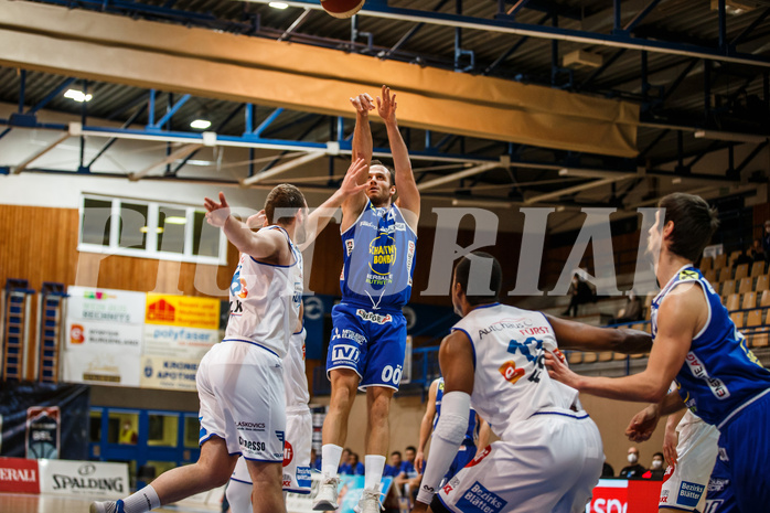 Basketball, bet-at-home Basketball Superliga 2020/21, Platzierungsrunde, 1. Runde, Oberwart Gunners, Gmunden Swans, Enis Murati (4)