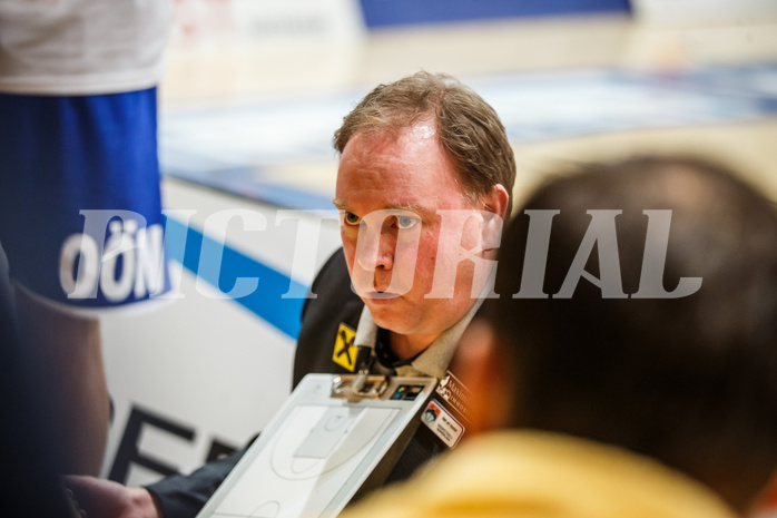 Basketball, bet-at-home Basketball Superliga 2020/21, Platzierungsrunde, 1. Runde, Oberwart Gunners, Gmunden Swans, Anton Mirolybov (Head Coach)