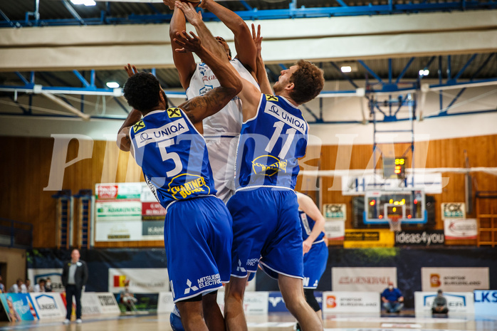 Basketball, bet-at-home Basketball Superliga 2020/21, Platzierungsrunde, 1. Runde, Oberwart Gunners, Gmunden Swans, Lawrence Alexander (4)