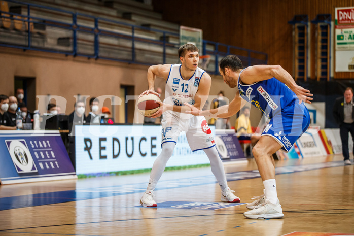 Basketball, bet-at-home Basketball Superliga 2020/21, Platzierungsrunde, 1. Runde, Oberwart Gunners, Gmunden Swans, Jonathan Knessl (12)