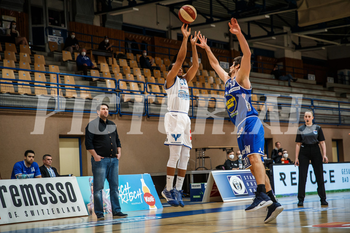 Basketball, bet-at-home Basketball Superliga 2020/21, Platzierungsrunde, 1. Runde, Oberwart Gunners, Gmunden Swans, Lawrence Alexander (4)