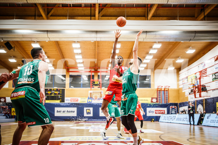Basketball, bet-at-home Basketball Superliga 2021/22, Grunddurchgang 5.Runde, Traiskirchen Lions, Kapfenberg Bulls, Karl William Gamble Jr. (8)