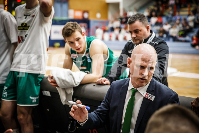 Basketball, bet-at-home Basketball Superliga 2021/22, Grunddurchgang 5.Runde, Traiskirchen Lions, Kapfenberg Bulls, Mike Coffin (Head Coach)