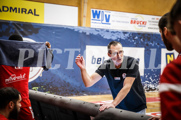 Basketball, bet-at-home Basketball Superliga 2021/22, Grunddurchgang 5.Runde, Traiskirchen Lions, Kapfenberg Bulls, Nenad Josipovic (Head Coach)
