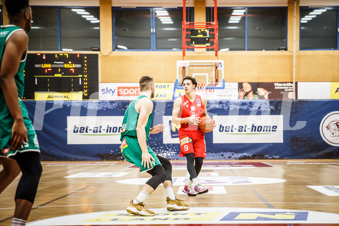 Basketball, bet-at-home Basketball Superliga 2021/22, Grunddurchgang 5.Runde, Traiskirchen Lions, Kapfenberg Bulls, Lukas Hahn (9)