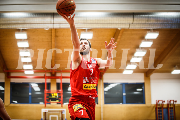 Basketball, bet-at-home Basketball Superliga 2021/22, Grunddurchgang 5.Runde, Traiskirchen Lions, Kapfenberg Bulls, Tihomir Vranjes (7)