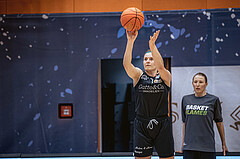 Basketball, Win2Day Basketball Damen Superliga 2022/23, Grunddurchgang 13.Runde, Vienna Timberwolves, Basket Flames, LouLou Kenens (7)