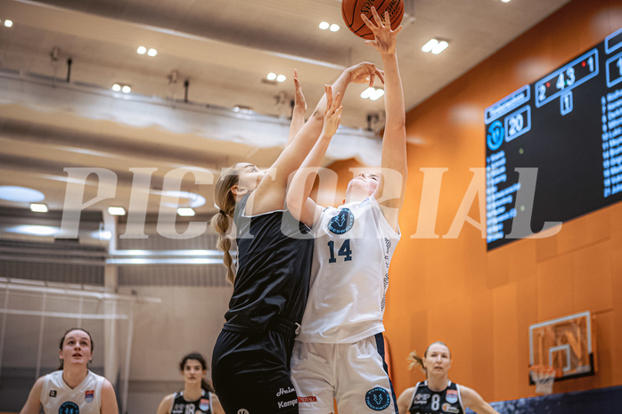 Basketball, Win2Day Basketball Damen Superliga 2022/23, Grunddurchgang 13.Runde, Vienna Timberwolves, Basket Flames, Zlatka Madankova (16), Melanie Fischer (14)