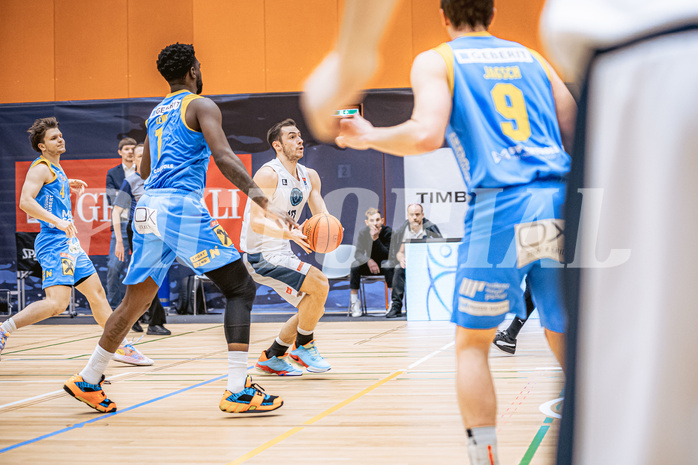 Basketball, Win2Day Superliga 2022/23, Grunddurchgang 22.Runde, Vienna Timberwolves, SKN St. Pölten Basketball, Jakob Szkutta (10)