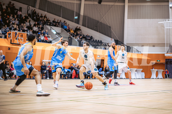 Basketball, Win2Day Superliga 2022/23, Grunddurchgang 22.Runde, Vienna Timberwolves, SKN St. Pölten Basketball, Jakob Szkutta (10)