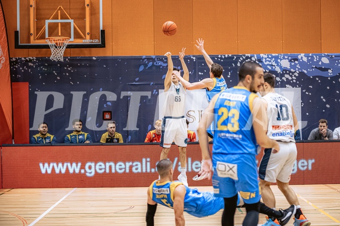 Basketball, Win2Day Superliga 2022/23, Grunddurchgang 22.Runde, Vienna Timberwolves, SKN St. Pölten Basketball, Paul Rotter (66)