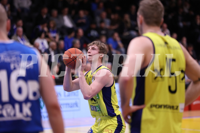 18.02.2023, Graz, Raiffeisen Sportpark Graz, Basketball Superliga 2022/23, Grunddurchgang, Runde 22, UBSC Raiffeisen Graz vs. Unger Steel Gunners Oberwart