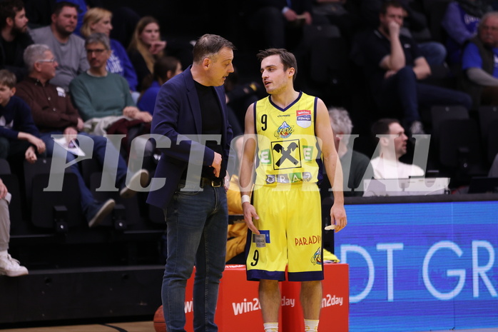 18.02.2023, Graz, Raiffeisen Sportpark Graz, Basketball Superliga 2022/23, Grunddurchgang, Runde 22, UBSC Raiffeisen Graz vs. Unger Steel Gunners Oberwart