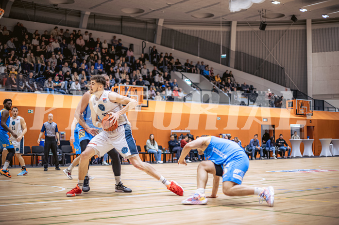 Basketball, Win2Day Superliga 2022/23, Grunddurchgang 22.Runde, Vienna Timberwolves, SKN St. Pölten Basketball, Chris Vogt (33)