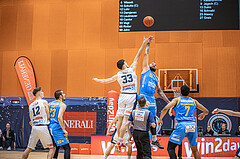 Basketball, Win2Day Superliga 2022/23, Grunddurchgang 22.Runde, Vienna Timberwolves, SKN St. Pölten Basketball, Chris Vogt (33), Nebosja Dukic (13)