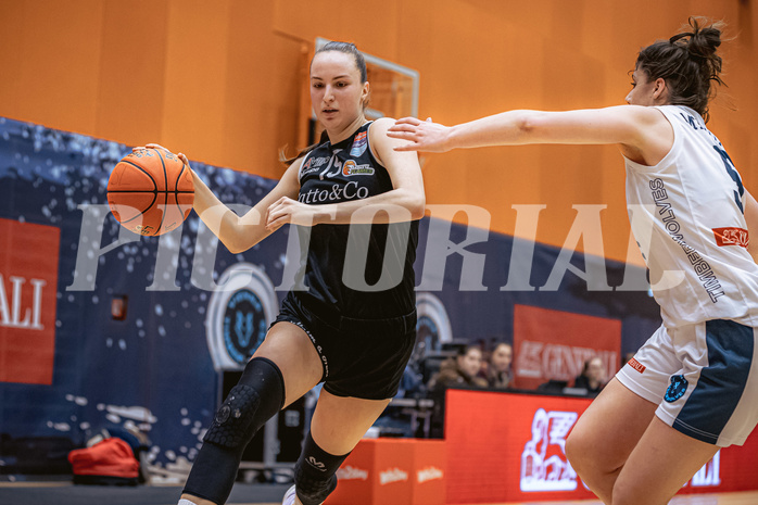 Basketball, Win2Day Basketball Damen Superliga 2022/23, Grunddurchgang 13.Runde, Vienna Timberwolves, Basket Flames, Violeta Grigorova (15)