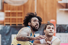 Basketball, Basketball Austria Cup 2023/24, Viertelfinale, Oberwart Gunners, UBSC Graz, Avery Diggs (8), Simun Kovac (5)