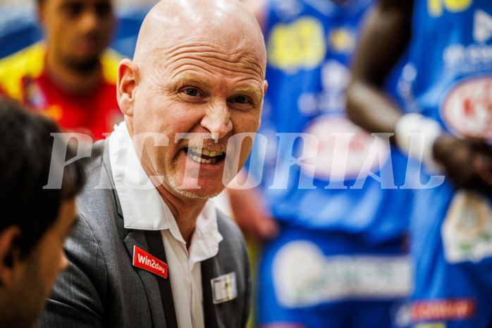 Basketball, Basketball Austria Cup 2023/24, Viertelfinale, Traiskirchen Lions, SKN St. Pölten, Mike Coffin (Head Coach)
