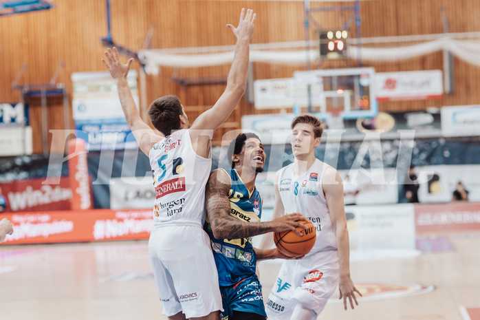 Basketball, Basketball Austria Cup 2023/24, Viertelfinale, Oberwart Gunners, UBSC Graz, Simun Kovac (5), Christian Brandon (18), Florian Koeppel (8), #nomanipulation