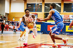 Basketball, Basketball Austria Cup 2023/24, Viertelfinale, Traiskirchen Lions, SKN St. Pölten, Davon Clare (5)