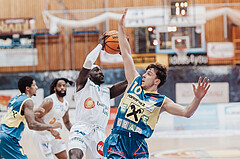 Basketball, Basketball Austria Cup 2023/24, Viertelfinale, Oberwart Gunners, UBSC Graz, Munis Tutu (10), Elias Podany (10)