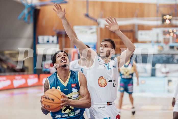 Basketball, Basketball Austria Cup 2023/24, Viertelfinale, Oberwart Gunners, UBSC Graz, Christian Brandon (18), Jonathan Knessl (12), #nomanipulation