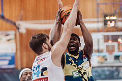 Basketball, Basketball Austria Cup 2023/24, Viertelfinale, Oberwart Gunners, UBSC Graz, Daniel Koeppel (14), Jeremy Smith (4)