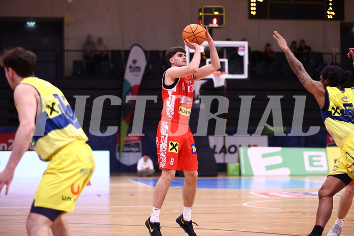 06.04.2025, Graz, Raiffeisen Sportpark Graz, Basketball Superliga 2024/25, 10. Platzierungsrunde, UBSC Graz - Traiskirchen Lions