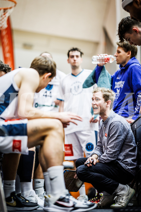 Basketball, Win2Day Superliga 2023/24, Grunddurchgang 13.Runde, Vienna Timberwolves, SKN St. Pölten, Justin Schlünken (Head Coach)