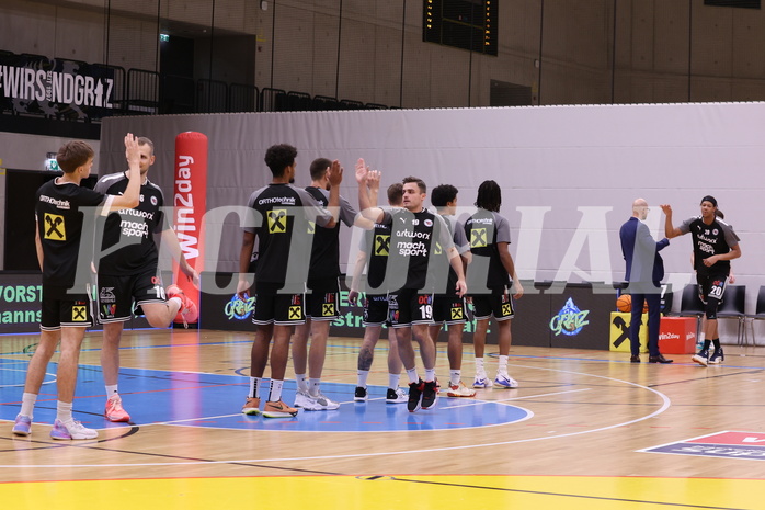 21.12.2023, Graz, Raiffeisen Sportpark Graz, Basketball Superliga 2023/24, Grunddurchgang, Runde 13, UBSC Raiffeisen Graz - Raiffeisen Flyers Wels