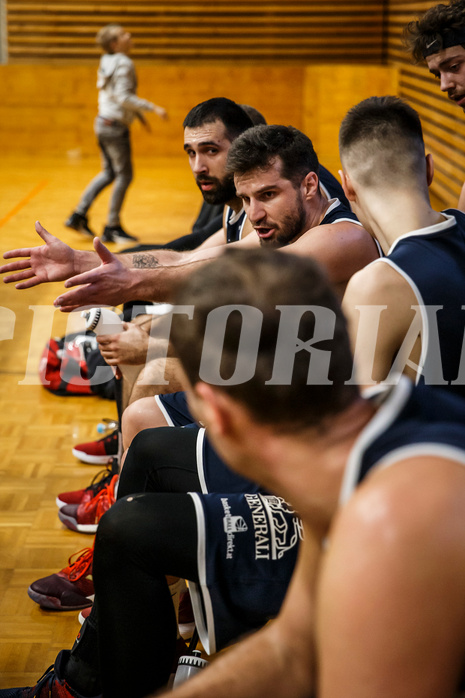 Basketball, Basketball Zweite Liga, Playoff: Viertelfinale 1. Spiel, Mattersburg Rocks, BBC Nord Dragonz, Petar Cosic (2)