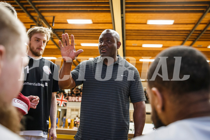 Basketball, Basketball Zweite Liga, Playoff: Viertelfinale 1. Spiel, Mattersburg Rocks, BBC Nord Dragonz, James WILLIAMS (Headcoach)