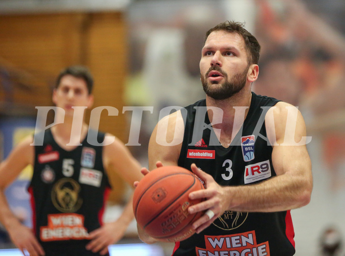 Basketball Superliga 2021/22, Grunddurchgang 9.Runde Gmunden Swans vs. BC Vienna


