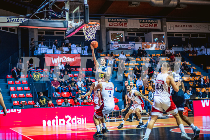 Basketball, Win2Day Superliga 2022/23, Grunddurchgang 1.Runde, Supercup, BC GGMT Vienna, Gmunden Swans, Toni Blazan (10)