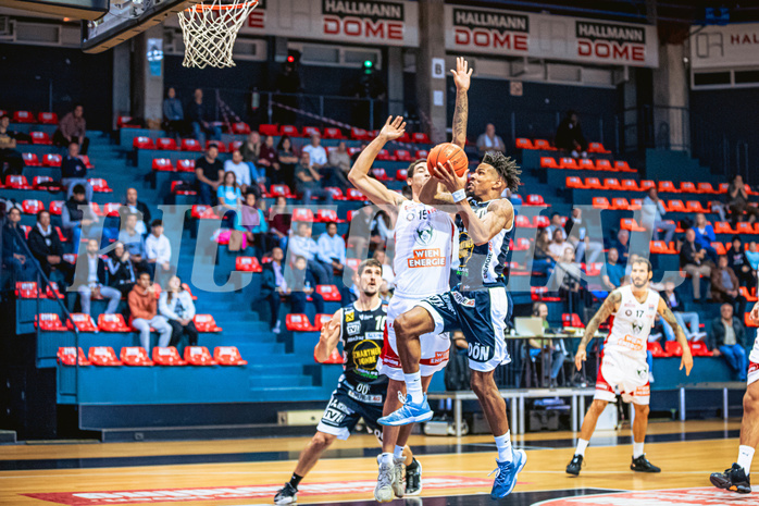 Basketball, Win2Day Superliga 2022/23, Grunddurchgang 1.Runde, Supercup, BC GGMT Vienna, Gmunden Swans, Urald King (20)