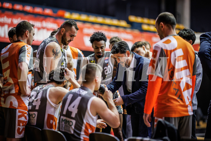 Basketball, Win2Day Superliga 2023/24, Grunddurchgang 18.Runde, BC Vienna, Klosterneuburg Dukes, Damir Zeleznik (Head Coach)