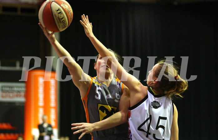 Basketball Damen Superliga 20120/21, Halblfinale Spiel 2 Vienna United PSV vs. BK Duchess Klosterneuburg


