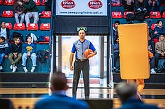Basketball, Win2Day Superliga 2022/23, 8. Platzierungsrunde, BC Vienna, Oberwart Gunners, SR Paul Trmal