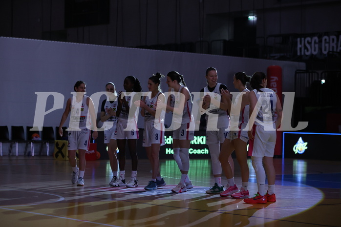04.02.2024, Graz, Raiffeisen Sportpark, Basketball Damen Superliga 2023/24, Grunddurchgang 11.Runde, UBSC-DBBC Graz - SKN St. Pölten Frauen ,  