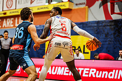 Basketball, win2day Basketball Superliga 2023/24, Grunddurchgang 20.Runde, Traiskirchen Lions, Vienna DC Timberwolves, Davon Clare (5)