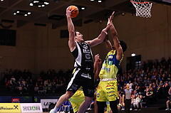 04.02.2024, Graz, Raiffeisen Sportpark Graz, Basketball Superliga 2023/24, Grunddurchgang, Runde 20, UBSC Raiffeisen Graz - OCS Capital Bulls 