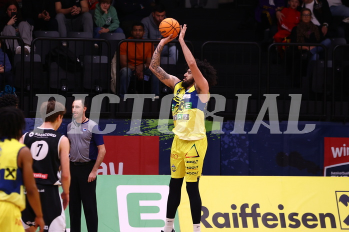 04.02.2024, Graz, Raiffeisen Sportpark Graz, Basketball Superliga 2023/24, Grunddurchgang, Runde 20, UBSC Raiffeisen Graz - OCS Capital Bulls 