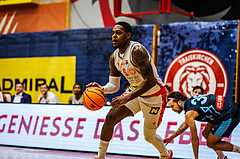 Basketball, win2day Basketball Superliga 2023/24, Grunddurchgang 20.Runde, Traiskirchen Lions, Vienna DC Timberwolves, Davon Clare (5)