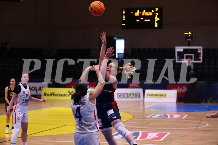 04.02.2024, Graz, Raiffeisen Sportpark, Basketball Damen Superliga 2023/24, Grunddurchgang 11.Runde, UBSC-DBBC Graz - SKN St. Pölten Frauen ,  