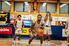 Basketball, win2day Basketball Superliga 2023/24, Grunddurchgang 20.Runde, Traiskirchen Lions, Vienna DC Timberwolves, Manuel Patterson Jr (1)